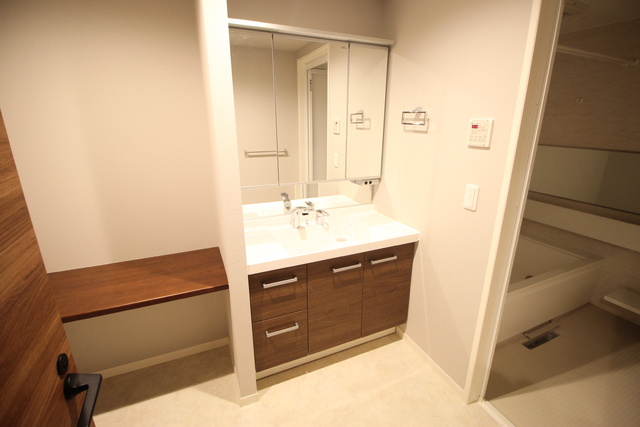 シャーメゾングレイス芦屋の洗面所