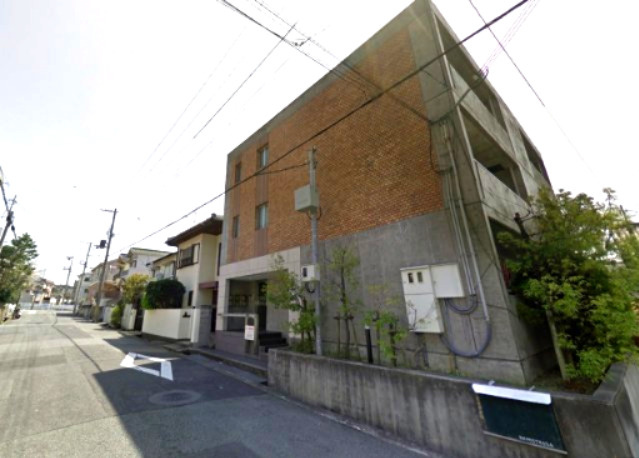 ロイヤルメゾン六甲５の外観