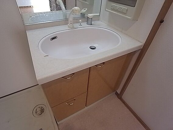 プレサンス新神戸の洗面所