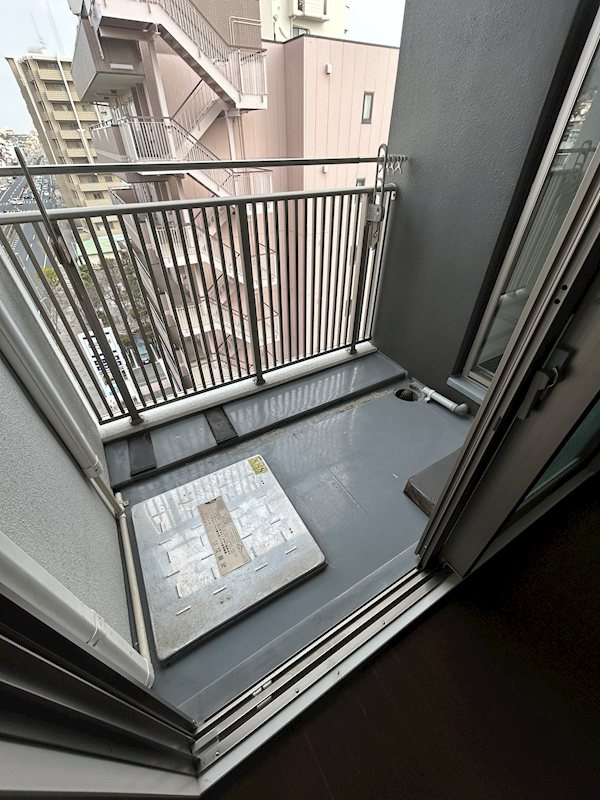 カノン甲南山手のバルコニー