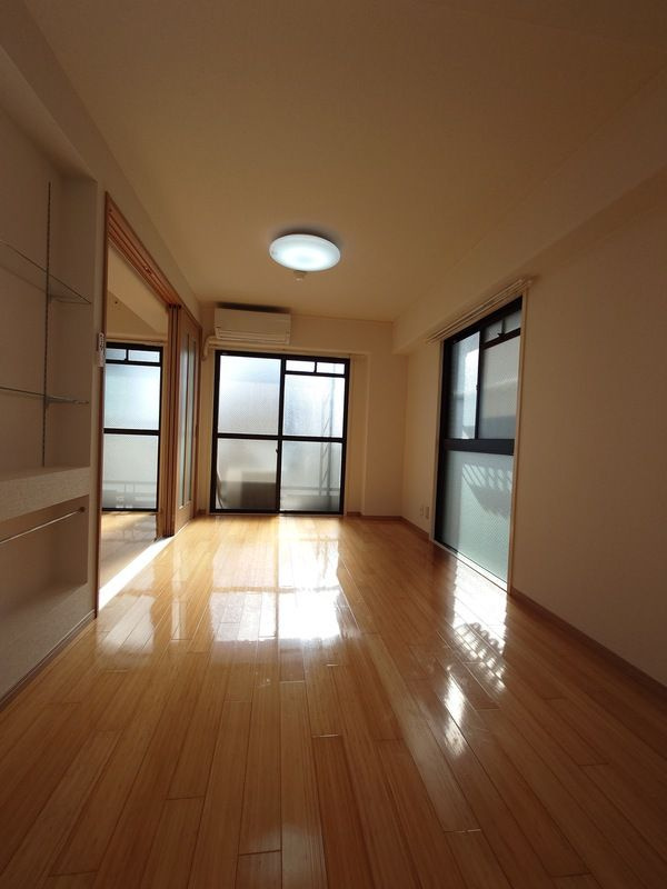 エスポワール六甲の居間・リビング