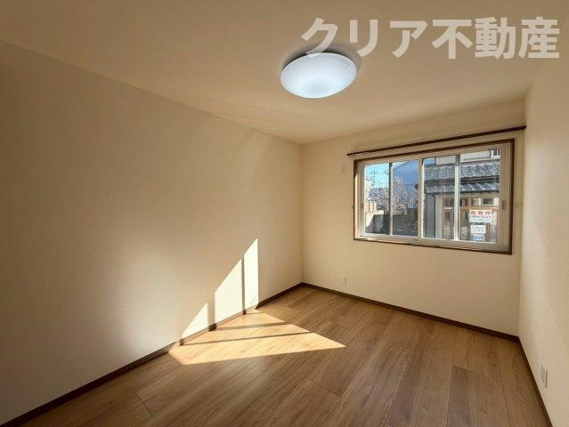 【洋室】 | 高崎市新町　中古住宅