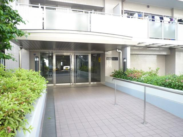 ハイランド磯子Ⅰのエントランス
