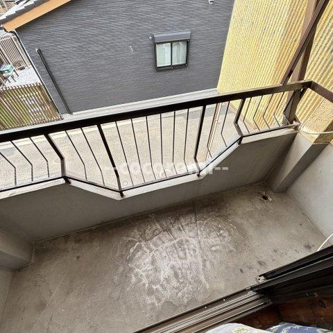 中神田デザインテラスのバルコニー