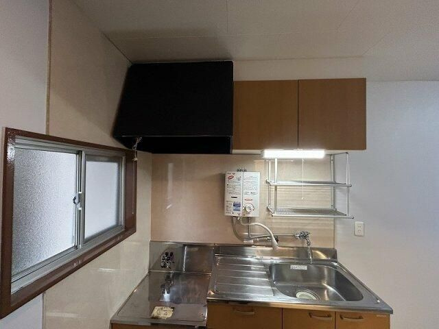 上野アパートメントのキッチン