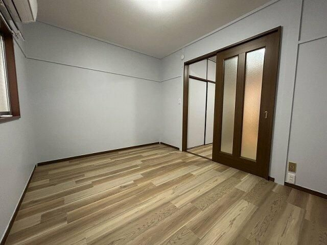 上野アパートメント