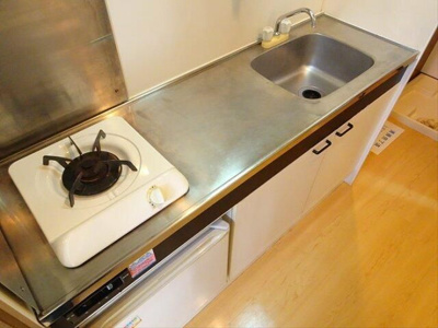 【キッチン】 | 中島ビル | 洋室のお部屋です。