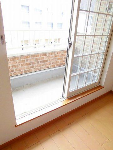 熊本市東区御領８丁目のアパートのバルコニー|開放的で明るい空間を演出してくれるバルコニーです