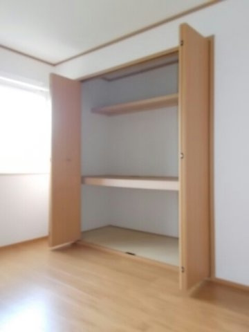 合志市須屋のアパートの収納|専用の収納スペースです