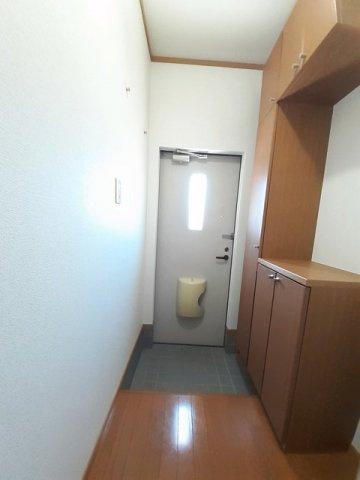 合志市須屋のアパートの玄関|毎日通る玄関はこちらです