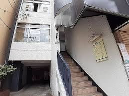 晃麗ビルのバルコニー