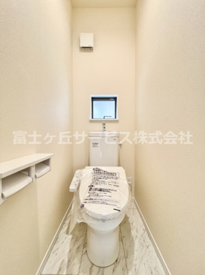 【トイレ】 | 三島市幸原町2丁目 新築一戸建て A号棟 | 2Fのトイレです