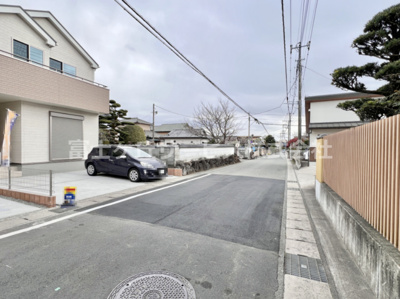 【前面道路含む現地写真】 | 三島市幸原町2丁目 新築一戸建て A号棟 | 前面道路含む現地写真です