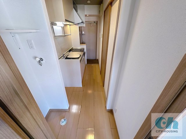 エスポワール大森 202号室の玄関