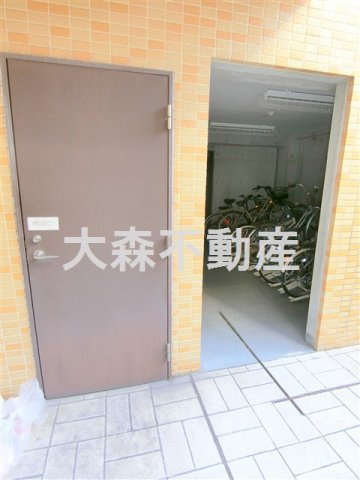 ブライズ大森町のその他共用部分|敷地内ゴミ置き場　駐輪場