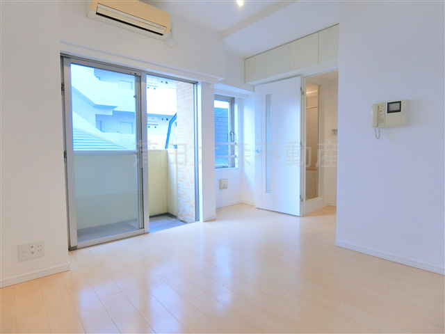 ブライズ大森町の居間・リビング