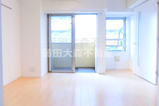 ブライズ大森町の居間・リビング|洋室