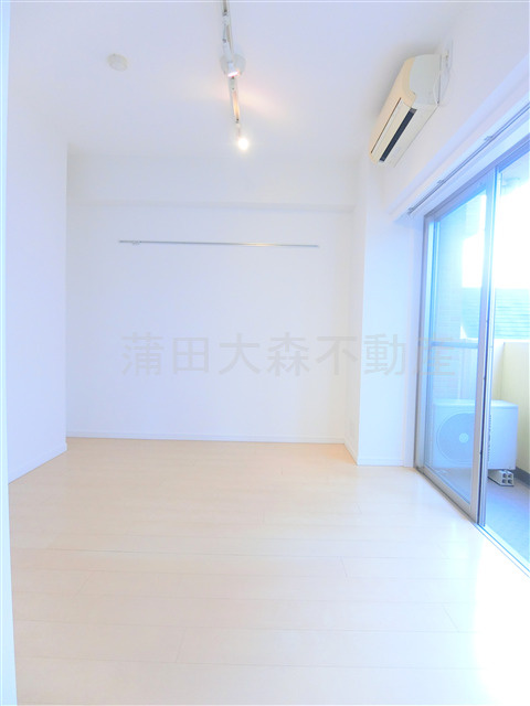 ブライズ大森町の居間・リビング