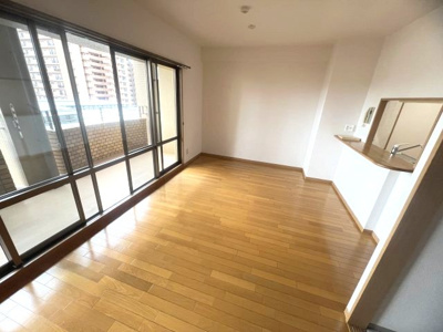 【居間・リビング】 | ガーデンライフ岡本