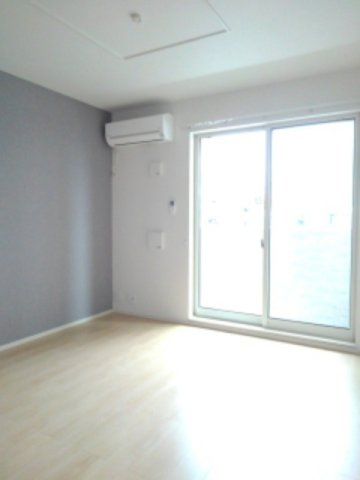 ファミール　ｆｕｌ　ｆｕｌ　Ａの居間・リビング|ゆったりとしたリビングです