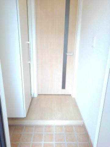 ファミール　ｆｕｌ　ｆｕｌ　Ａの玄関|きれいな玄関です