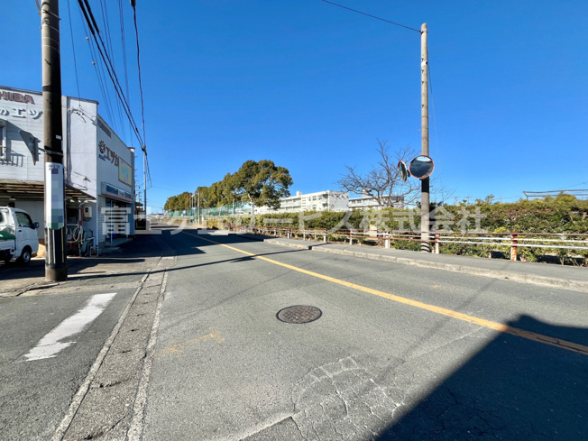 【周辺】 | 磐田市下岡田　磐田南小近くの売土地 | 磐田南小学校まで徒歩2分