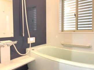 【浴室】 | 成田市並木町　中古戸建 | 内装リフォーム済み令和7年12月　オール電化・太陽光発電パネル 駐車2台可能 平成28年1月築