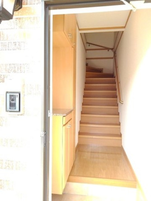 【玄関】 | グレイスＦｕｊｉⅡ | 明るい玄関です