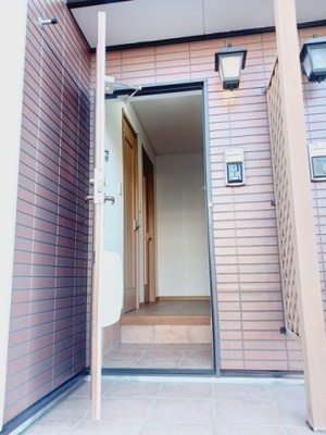 【玄関】 | サンモールＡ | きれいな玄関です