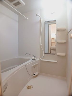 【浴室】 | サンモールＡ | お風呂で日々の疲れを落としましょう