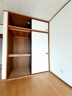 【収納】 | シンエイビル | たっぷりとした収納スペースです