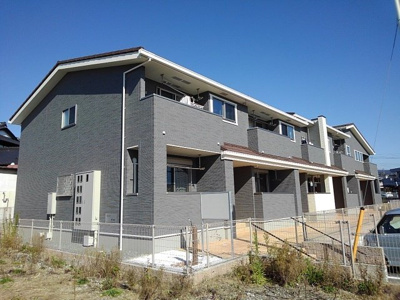 【外観】 | ラ・ルーチェ | 落ち着いた雰囲気の外観です