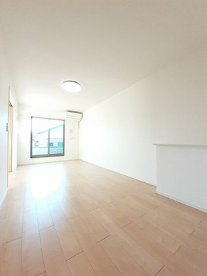 【居間・リビング】 | オーブリー柏原 | おしゃれなリビングです