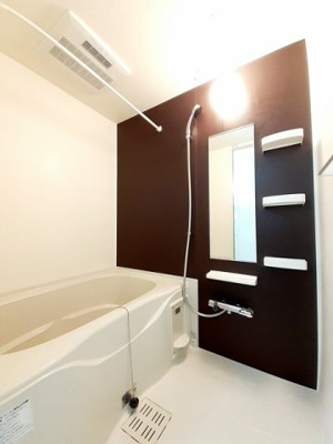 【浴室】 | オーブリー柏原 | 日々の暮らしに欠かせないお風呂です