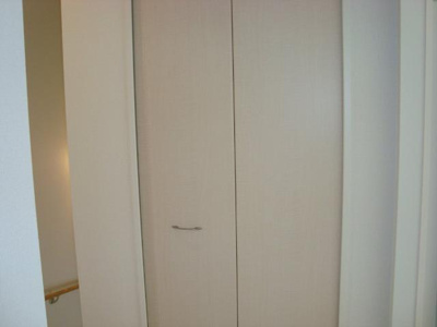 【収納】 | ロイヤルプレイス | ホール収納