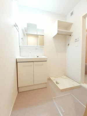 【洗面所】 | コンフォルタ・ジン | コンパクトで使いやすい洗面所