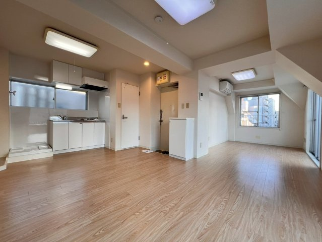 【居間・リビング】