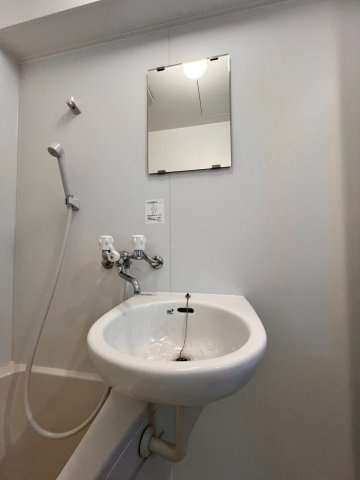 【洗面所】