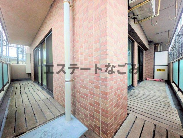 アークハイツ上永谷のバルコニー