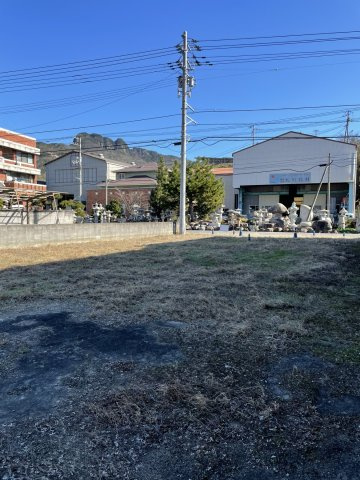 牟礼町牟礼　土地の外観