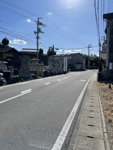 牟礼町牟礼　土地の前面道路含む現地写真