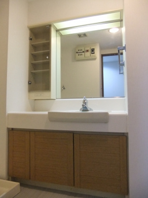 【洗面所】 | ツインシティ東砂アネックス | コンパクトで使いやすい洗面所