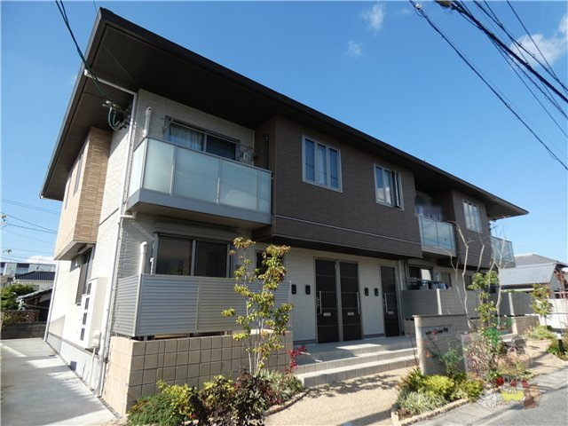 シャーメゾンガーデンズ平田