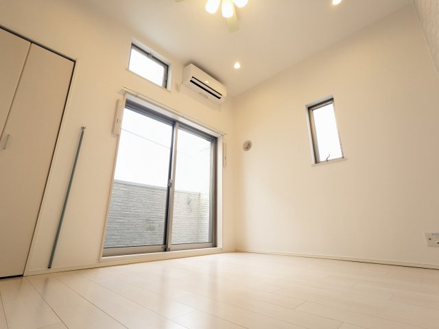 ハーモニーテラス白子町の洋室