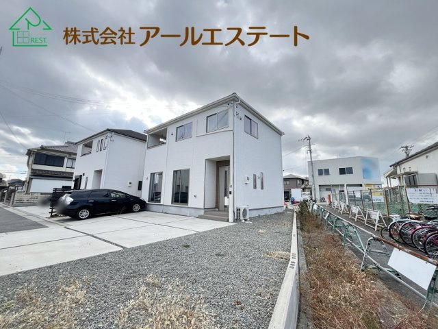 姫路市大津区平松　山電「平松駅」徒歩1分の玄関