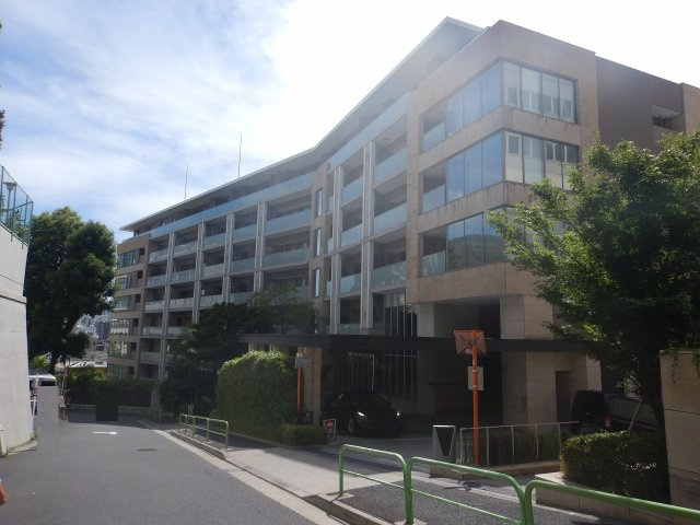 ブランズ麻布狸穴町の外観