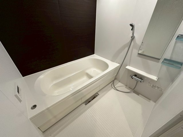 エムライズ大観町の浴室