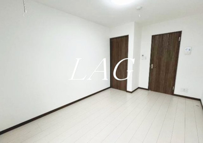 【居間・リビング】 | レガーロ十日市場 | 洋室のお部屋です。