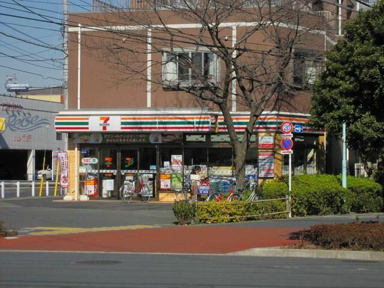 セブンイレブンまで300m