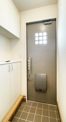 ガーデニアナナの玄関